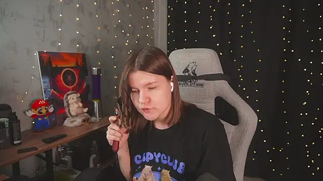 cuteamberlyyy online show from 04/28/26, 03:44