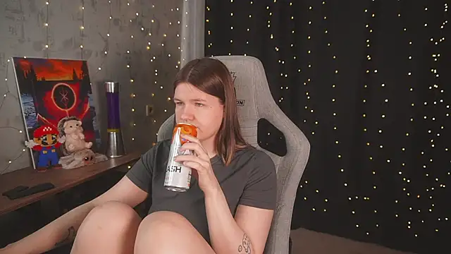 cuteamberlyyy online show from 05/08/26, 04:18