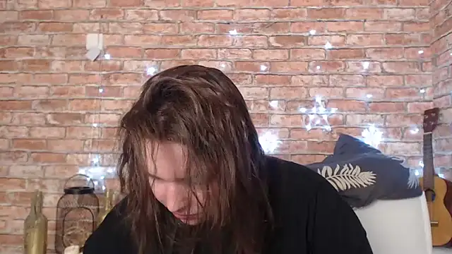 Amelia Kiss  online show from 12/27/24, 01:43