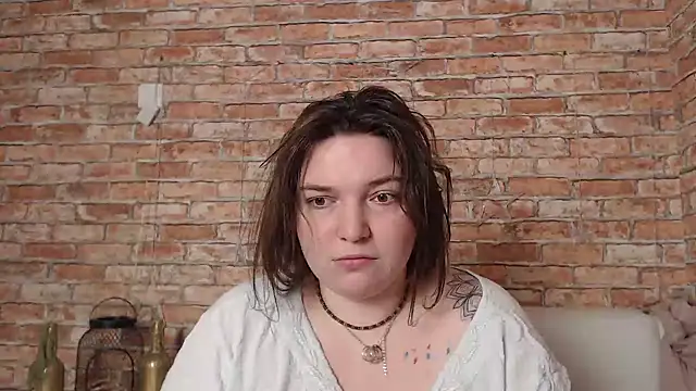 Amelia Kiss  online show from 01/16/25, 12:45