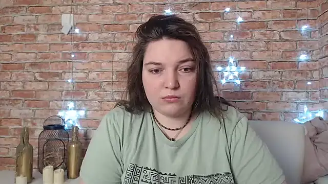 Amelia Kiss  online show from 01/17/25, 12:42