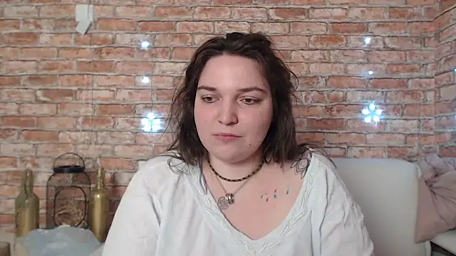 Amelia Kiss  online show from 01/17/25, 06:47