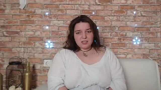 Amelia Kiss  online show from 01/20/25, 07:04