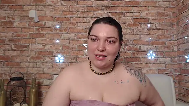 Amelia Kiss  online show from 03/08/25, 12:44