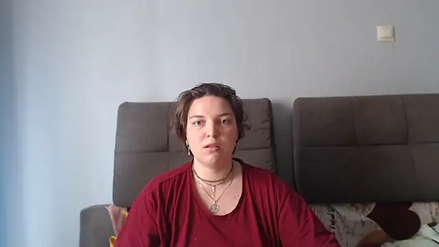 Amelia Kiss  online show from 06/23/26, 01:03