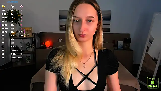  Ri na  online show from 09/30/25, 05:23