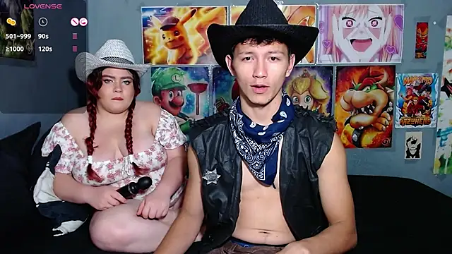 Snapshot of javiandkaty_ chatting on 10/27/25, 05:33 javiandkaty online show from 10/27/25, 05:33