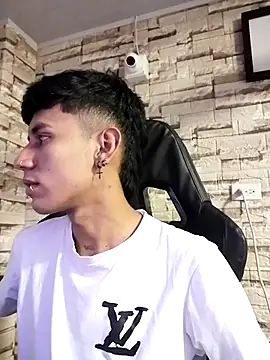 Levin Hikaru online show from 03/13/25, 12:37