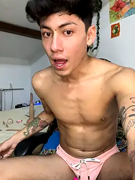 Snapshot of Amahd696 chatting on 09/12/25, 12:22 Amahd696 online show from 09/12/25, 12:22