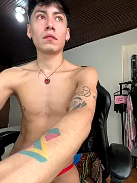 Snapshot of Amahd696 chatting on 10/10/25, 02:16 Amahd696 online show from 10/10/25, 02:16