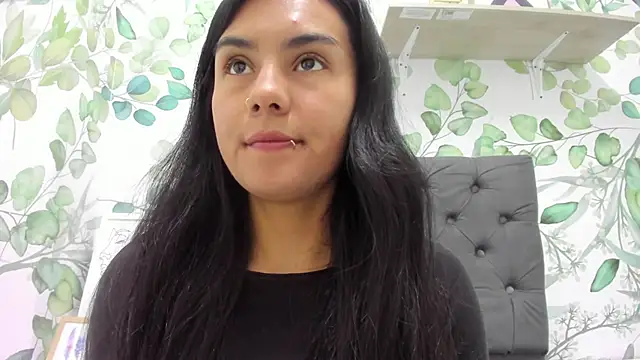 atilanadiaz7 online show from 09/19/25, 04:07