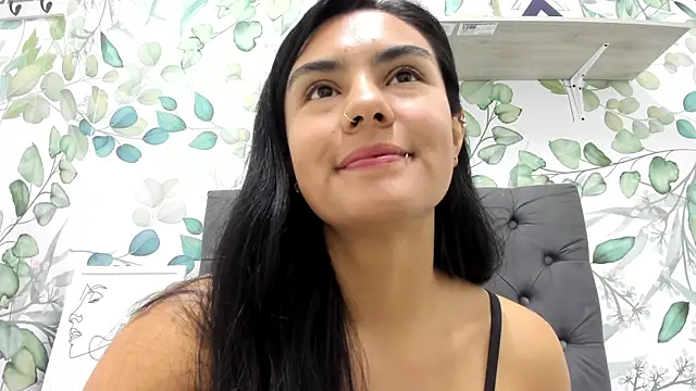 atilanadiaz7 online show from 10/16/25, 01:34