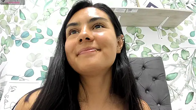 Snapshot of atilanadiaz7 chatting on 12/05/25, 04:14 atilanadiaz7 online show from 12/05/25, 04:14