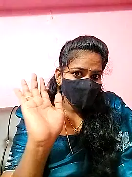 Snapshot of melina214 chatting on 11/04/25, 03:38 melina214 online show from 11/04/25, 03:38