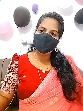 Snapshot of melina214 chatting on 01/16/26, 04:27 melina214 online show from 01/16/26, 04:27