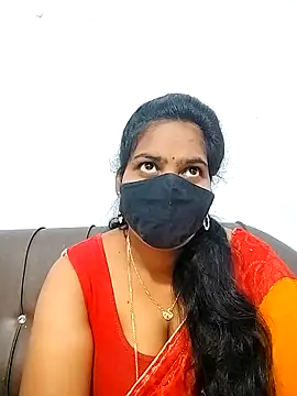 Snapshot of melina214 chatting on 02/20/26, 04:20 melina214 online show from 02/20/26, 04:20