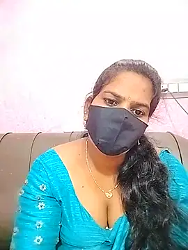 melina214 online show from 07/11/26, 12:41