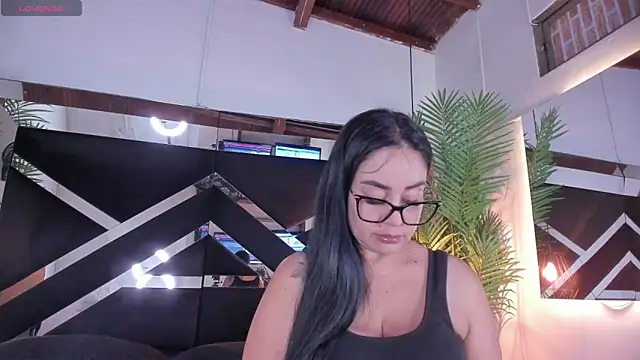 emily-fox online show from 07/21/26, 11:01