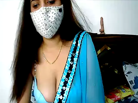 Gloie4u online show from 06/06/26, 10:42