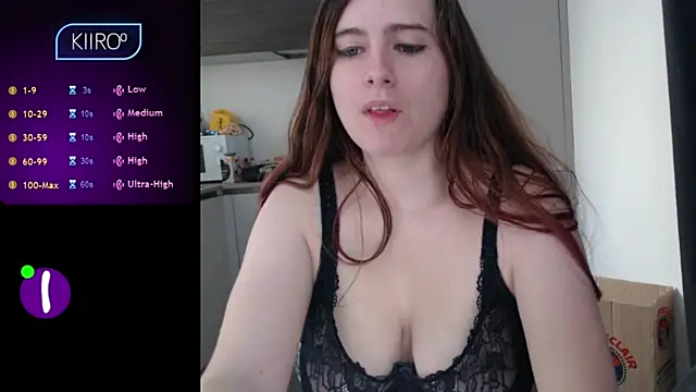 Snapshot of Dominahot4you chatting on 10/08/25, 07:50 Dominahot4you online show from 10/08/25, 07:50