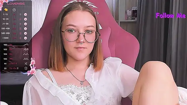 Snapshot of bunny_bubble chatting on 01/06/25, 12:37 bunny bubble online show from 01/06/25, 12:37