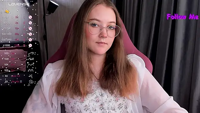 Snapshot of bunny_bubble chatting on 12/04/25, 11:13 bunny bubble online show from 12/04/25, 11:13