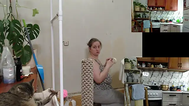 Sakura Green online show from 11/25/25, 04:18