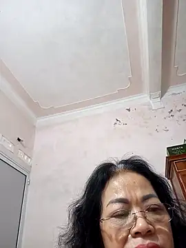 Hotestlove online show from 02/15/25, 09:27