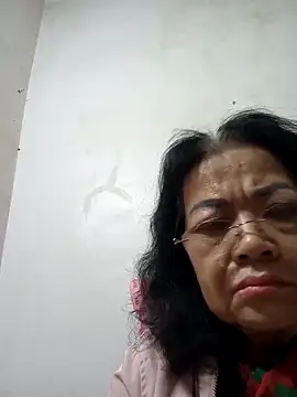Hotestlove online show from 02/16/25, 10:54