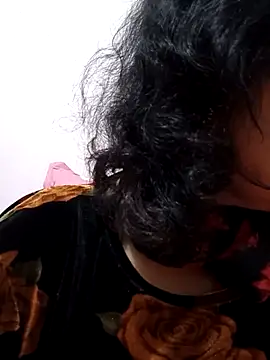 Hotestlove online show from 03/06/25, 02:18