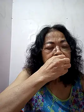 Hotestlove online show from 03/10/25, 07:42
