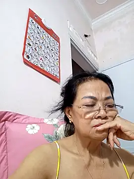 Hotestlove online show from 09/12/25, 03:23