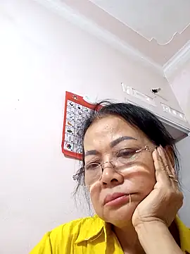 Hotestlove online show from 09/30/25, 02:27