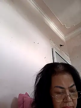 Hotestlove online show from 11/22/25, 03:16