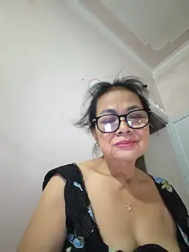 Hotestlove online show from 07/03/26, 12:00