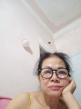 Hotestlove online show from 07/19/26, 12:42