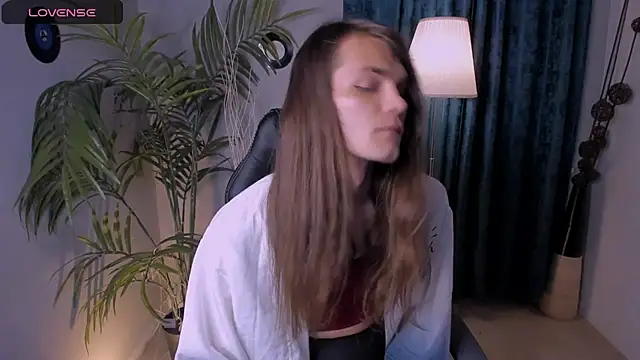 Snapshot of Will_Will_ chatting on 09/27/25, 05:56 Will Will online show from 09/27/25, 05:56