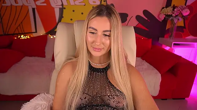 Snapshot of LiaBrazzerr chatting on 11/14/25, 03:22 LiaBrazzerr online show from 11/14/25, 03:22