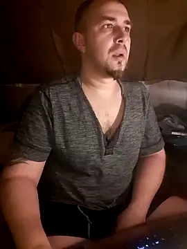Foxyshaved online show from 12/19/24, 04:02