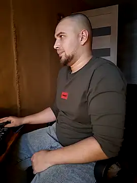 Foxyshaved online show from 01/13/25, 09:52