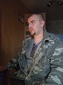 Foxyshaved online show from 10/22/25, 07:30