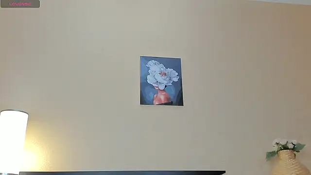 Snapshot of yourastral chatting on 09/23/25, 01:30 yourastral online show from 09/23/25, 01:30