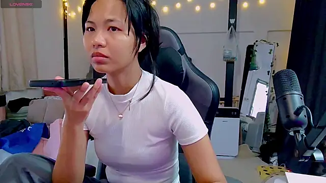 Kana G online show from 02/10/25, 05:14