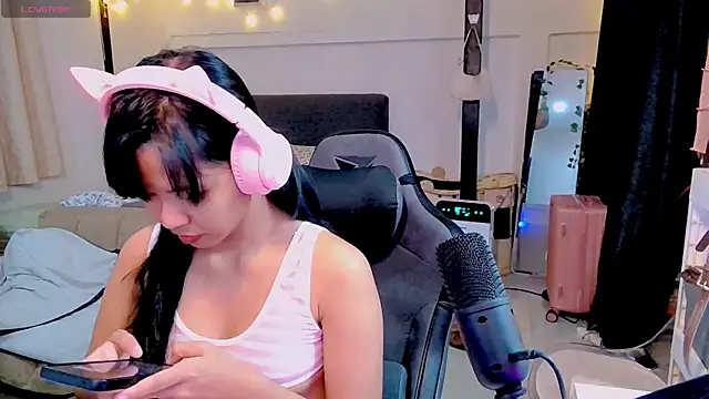 Kana G online show from 02/10/25, 01:33