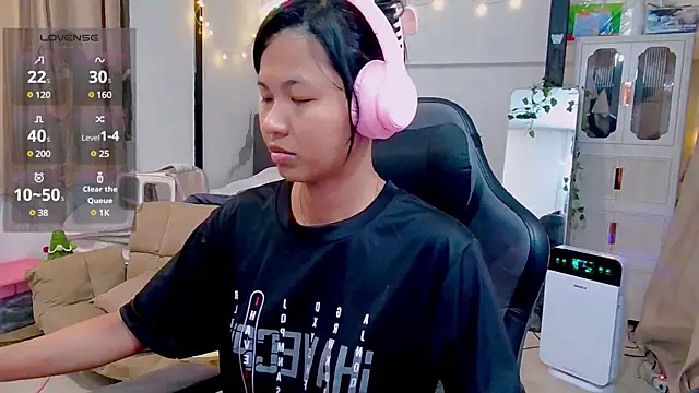 Kana G online show from 02/21/25, 11:01