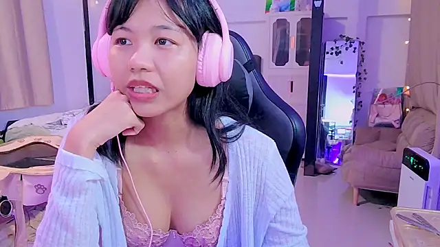 Kana G online show from 03/08/25, 04:17