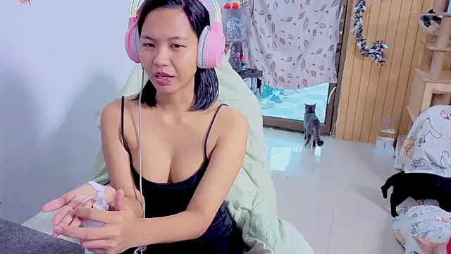 Kana G online show from 10/30/25, 04:03