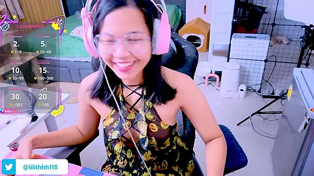 Snapshot of Kana_G chatting on 03/17/26, 08:39 Kana G online show from 03/17/26, 08:39