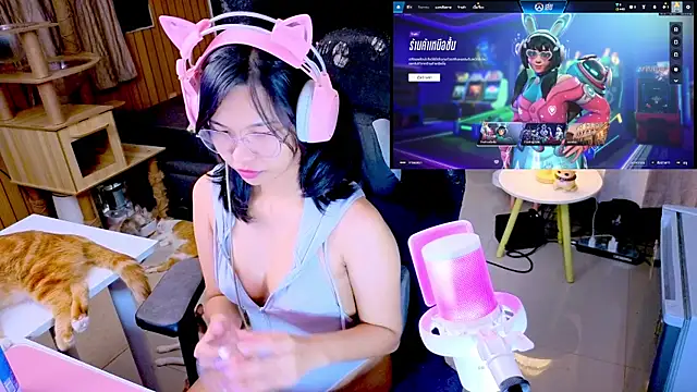 Snapshot of Kana_G chatting on 04/01/26, 12:17 Kana G online show from 04/01/26, 12:17