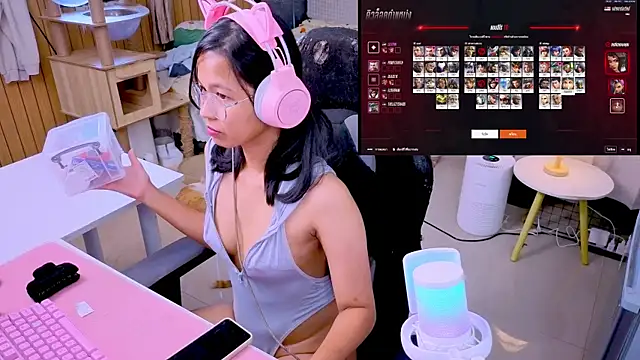 Snapshot of Kana_G chatting on 04/12/26, 07:13 Kana G online show from 04/12/26, 07:13